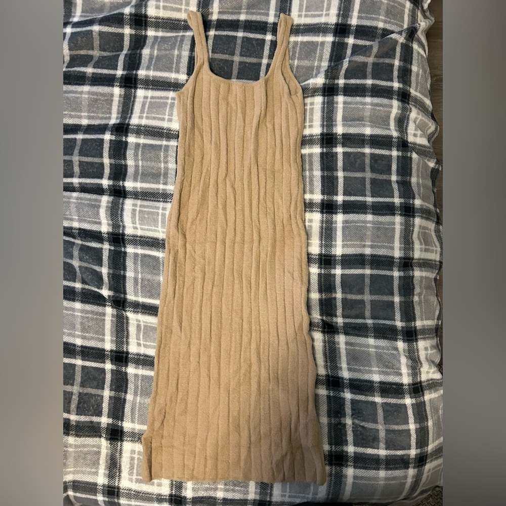 Wilfred Tan Maxi Dress